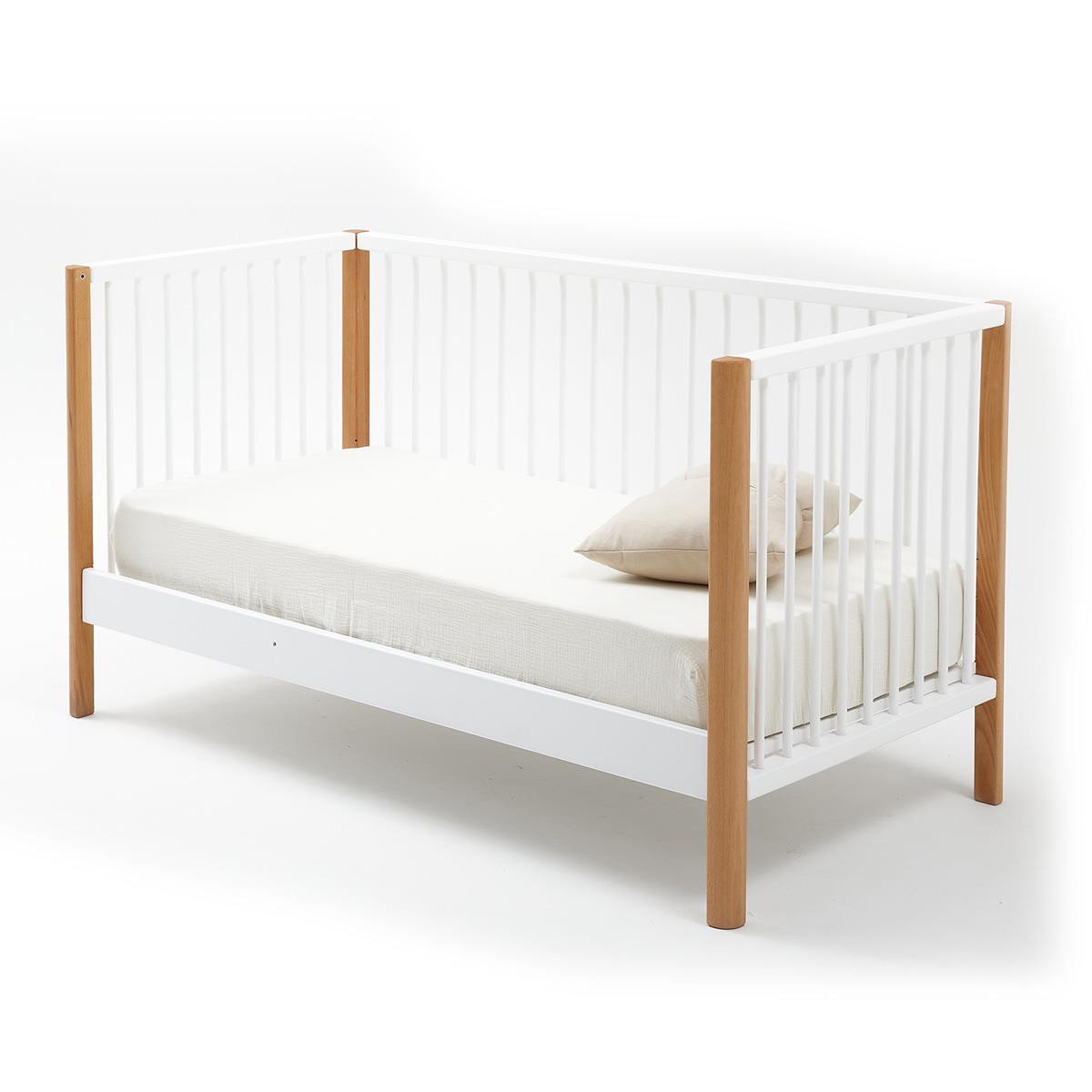Fable Crib