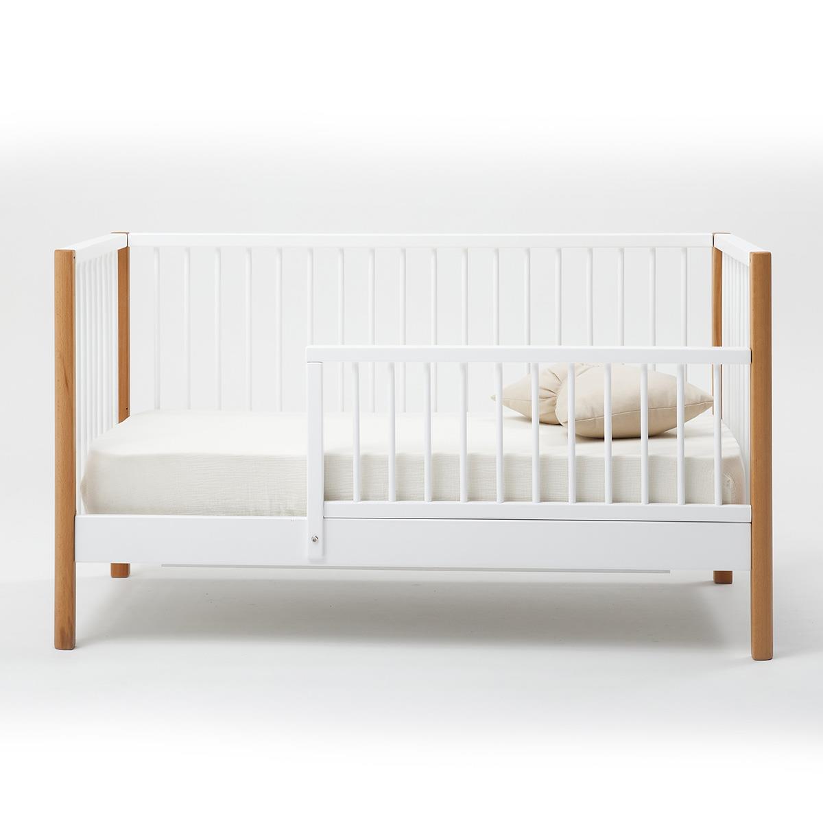 Fable Crib