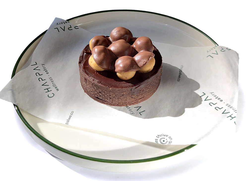 Çikolatalı ve Profiterollü Tart