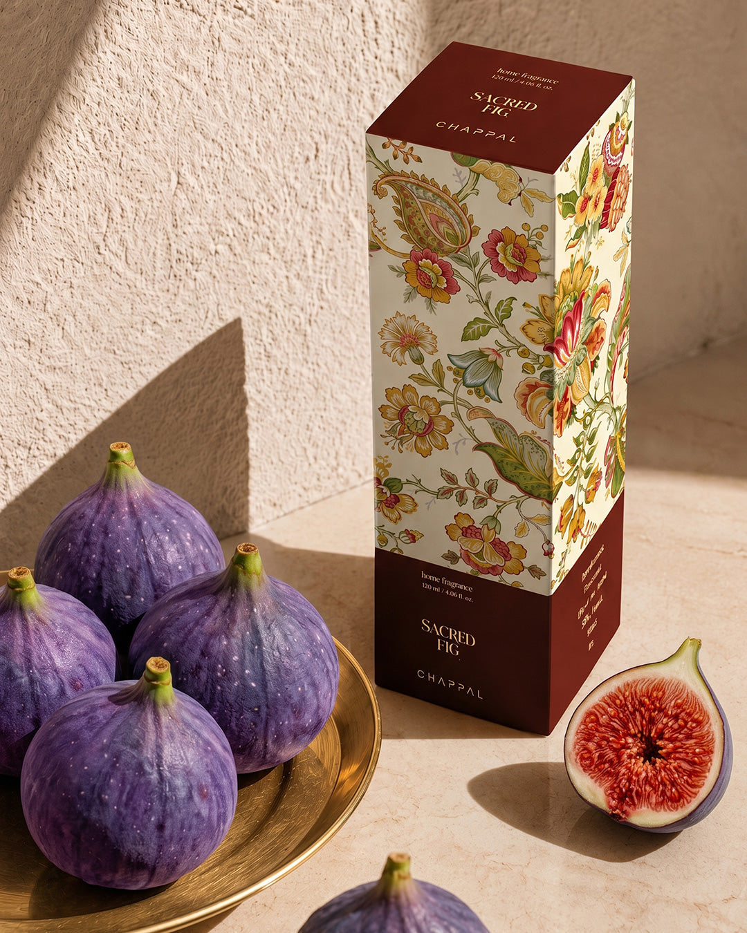 Chappal Sacred Fig çubuklu oda kokusu ve taze incirler, yaşam alanı görseli